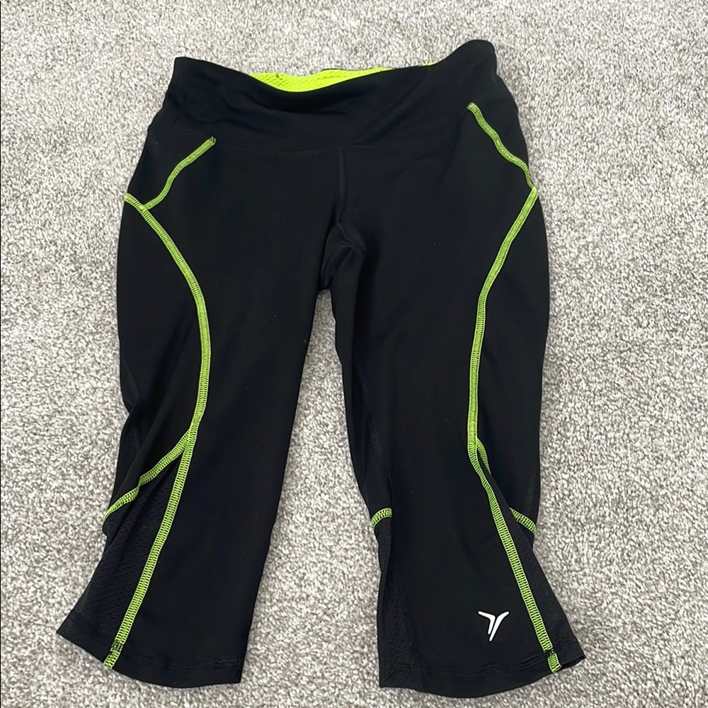 Old Navy Active Fitted Capris - Black and Neon Green